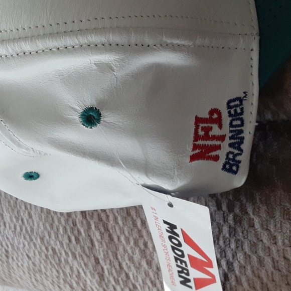 Brand new! Vintage Miami Dolphins - Picture 2 of 6